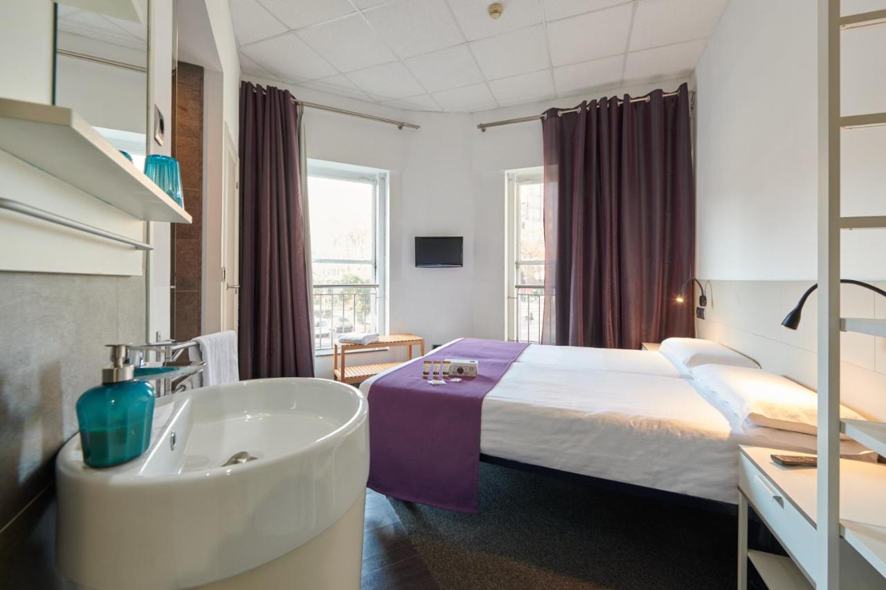 Hostal Mayerling Centro 바르셀로나 외부 사진